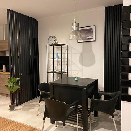Apartament Gold 3 ズオトリジャ エクステリア 写真